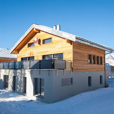 Chalet Monique בקתה *